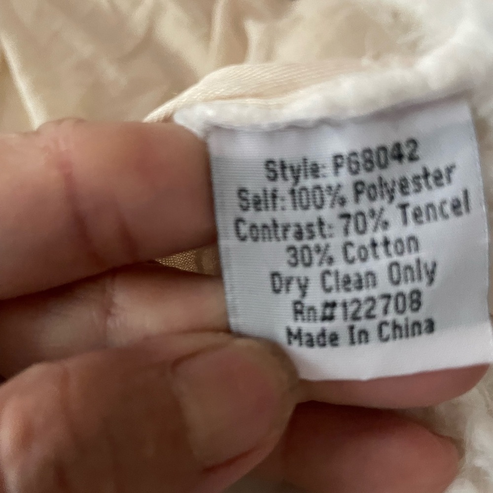 Johnny was Pete and Greta Sherpa vest size small - Picture 4 of 5